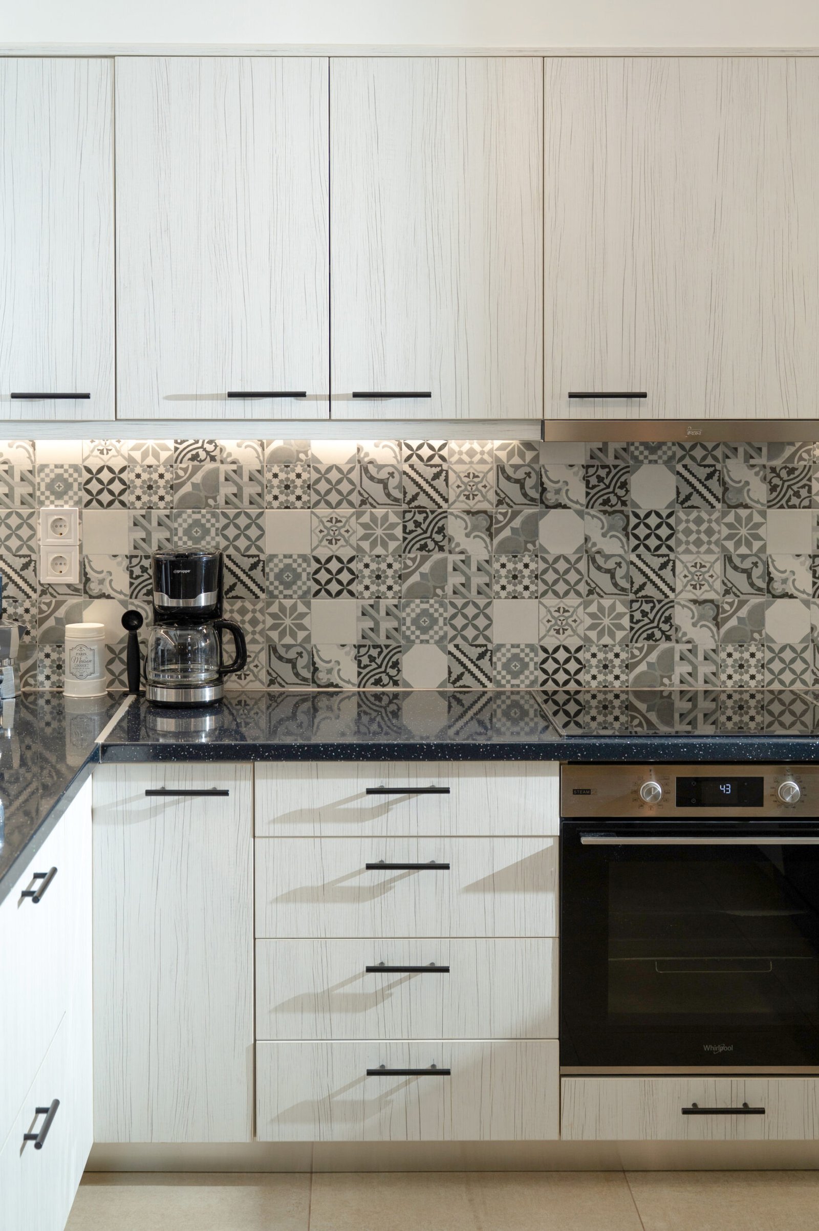 kitchen_rias_apartment_in_agiosnikolaos (6)