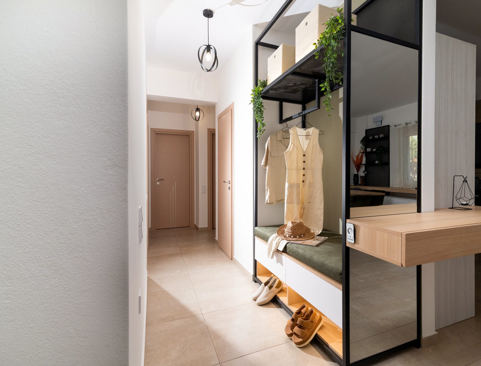 Entryway-Mudroom-Luggage-Storage-Crete